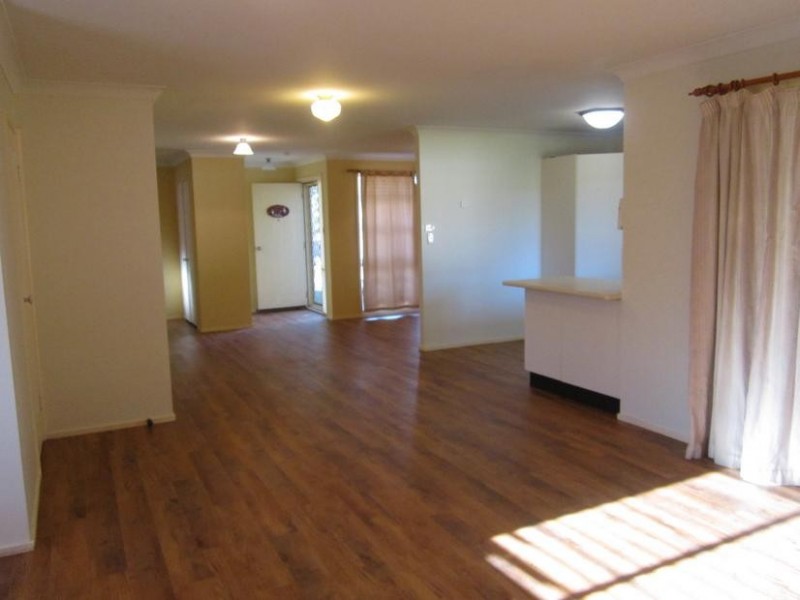 6 Hesperus Close, Nowra NSW 2541