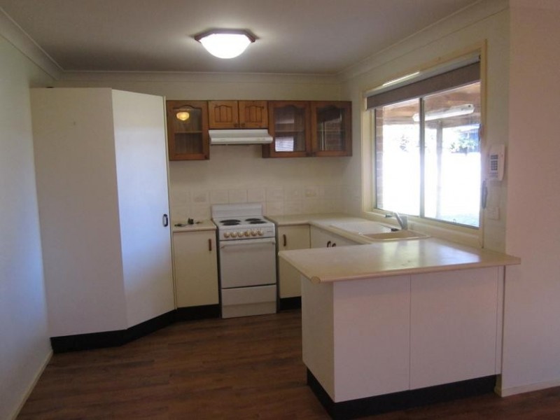 6 Hesperus Close, Nowra NSW 2541