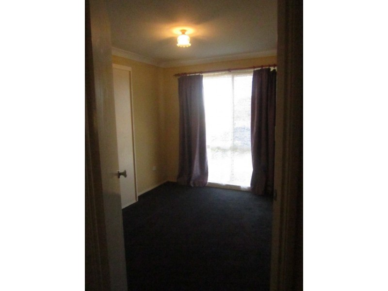 6 Hesperus Close, Nowra NSW 2541