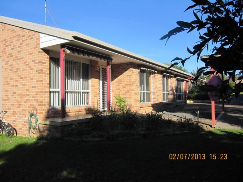 2/17 Wilari Close, Bomaderry NSW 2541