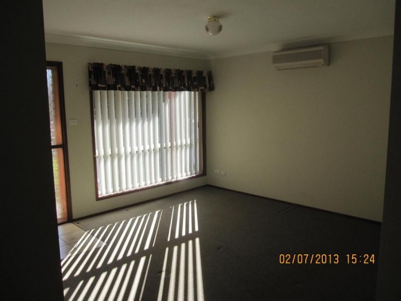 2/17 Wilari Close, Bomaderry NSW 2541