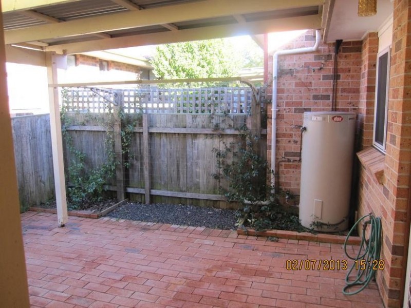 2/17 Wilari Close, Bomaderry NSW 2541