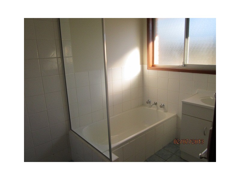 73 Meroo Road, Bomaderry NSW 2541