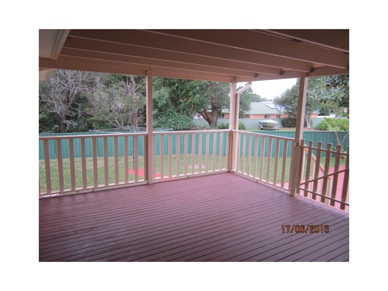 12 Wisteria Place, Bomaderry NSW 2541