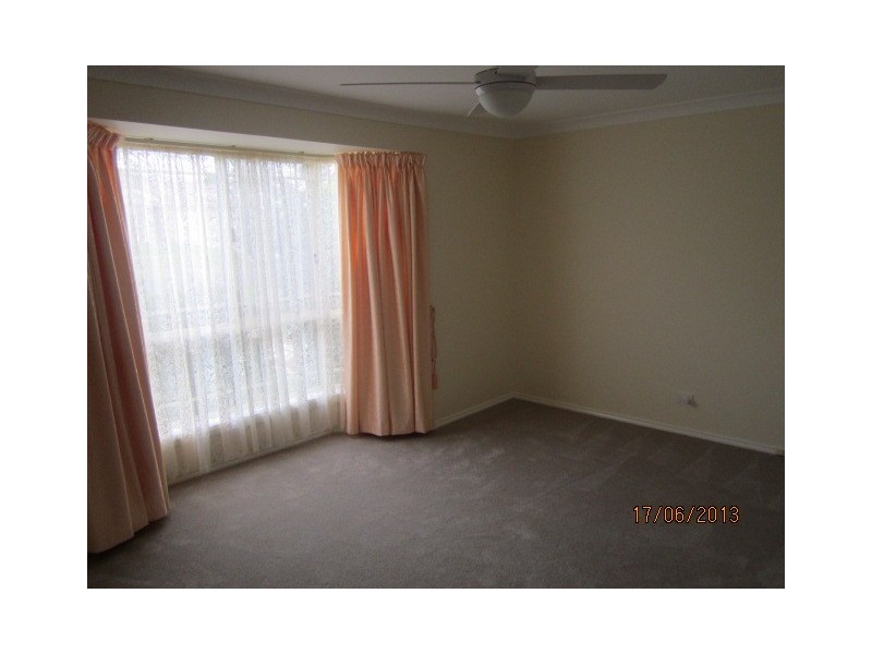 12 Wisteria Place, Bomaderry NSW 2541