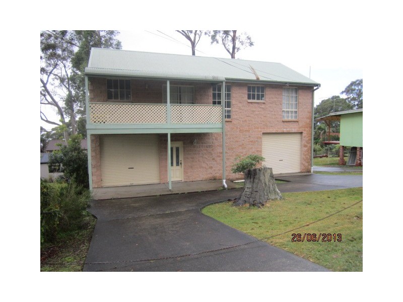 22 Waldegrave Crescent, Huskisson NSW 2540