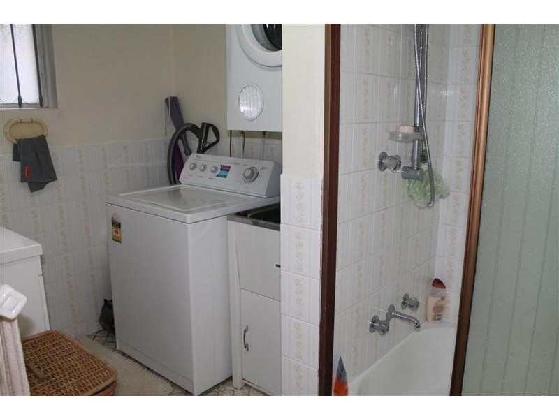 1/11 Karowa Street, Bomaderry NSW 2541