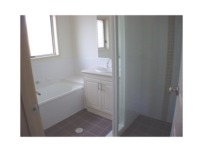 52 Blue Gum Way, North Nowra NSW 2541