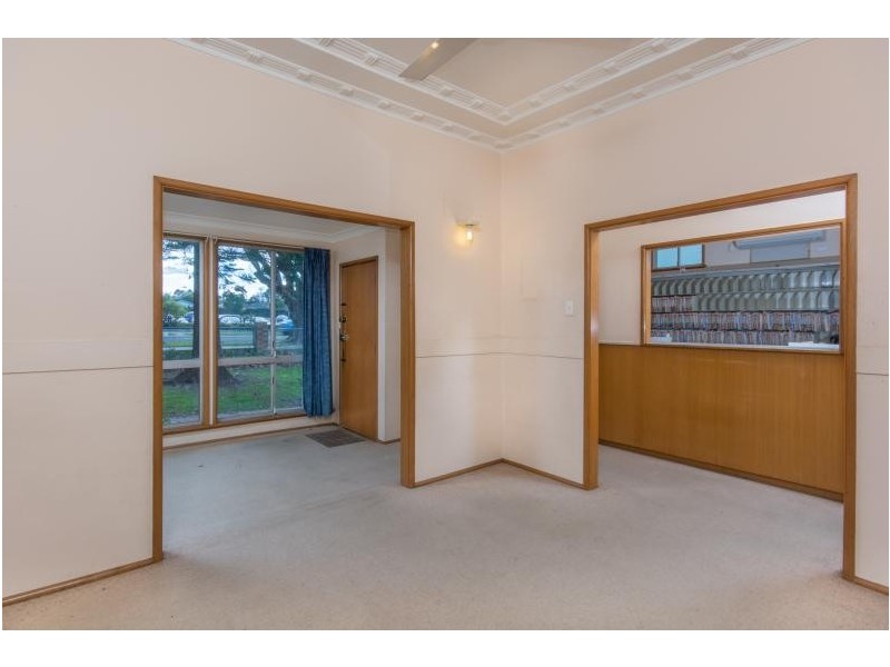 82 Bridge Road, Nowra NSW 2541