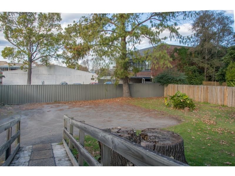 82 Bridge Road, Nowra NSW 2541