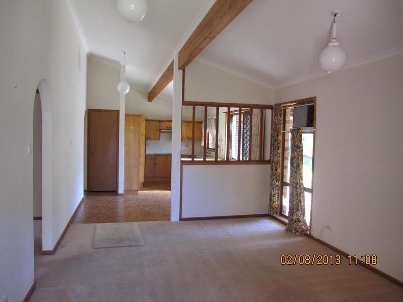 7 Birkdale Grove, Bomaderry NSW 2541