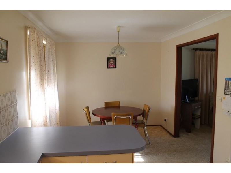 6 Ambassador Avenue, North Nowra NSW 2541