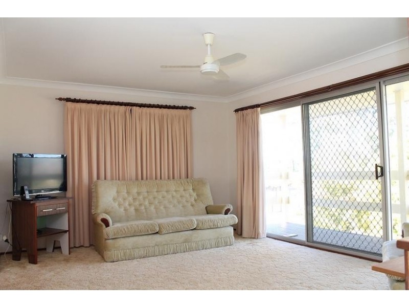 6 Ambassador Avenue, North Nowra NSW 2541