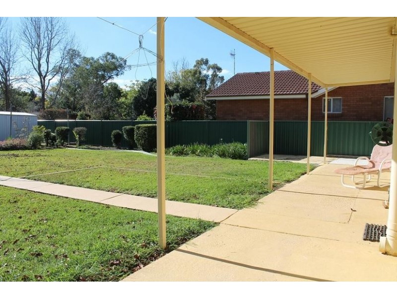 6 Ambassador Avenue, North Nowra NSW 2541