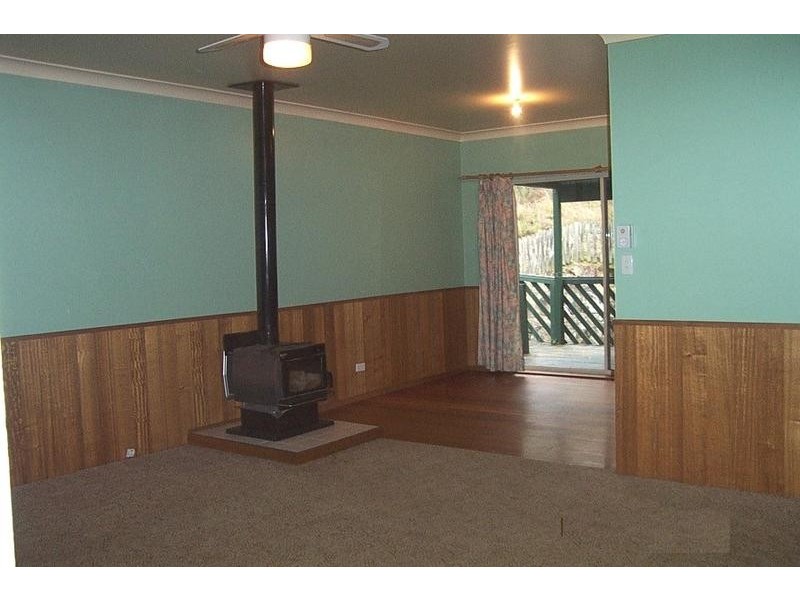 62 Bunberra Street, Bomaderry NSW 2541