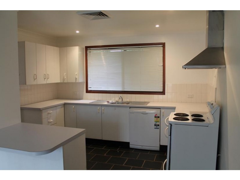 22 Devlin Avenue, North Nowra NSW 2541