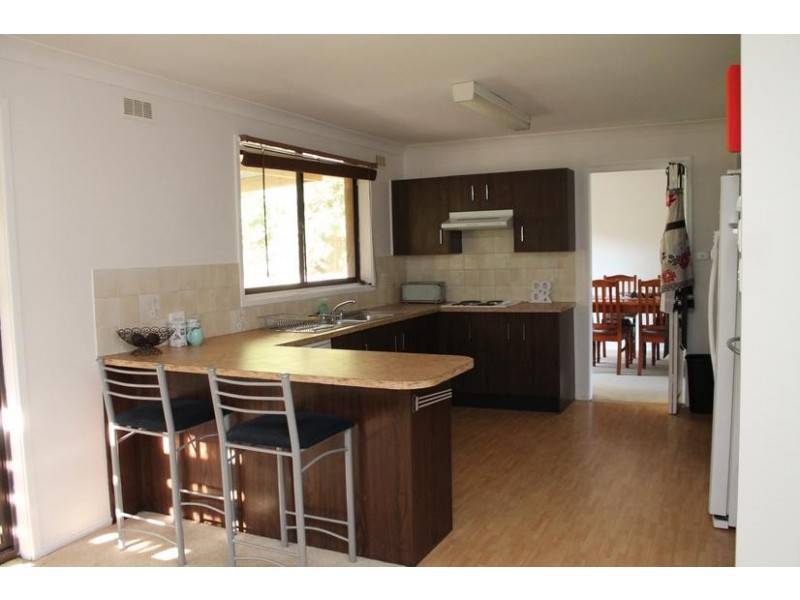 5 Kongoola Avenue, Cambewarra NSW 2540