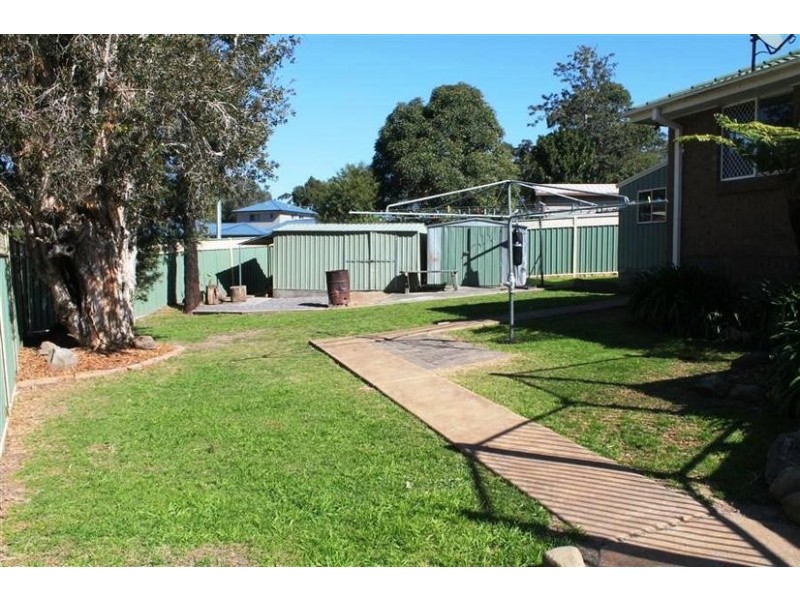 4 Weeroona Place, Nowra NSW 2541