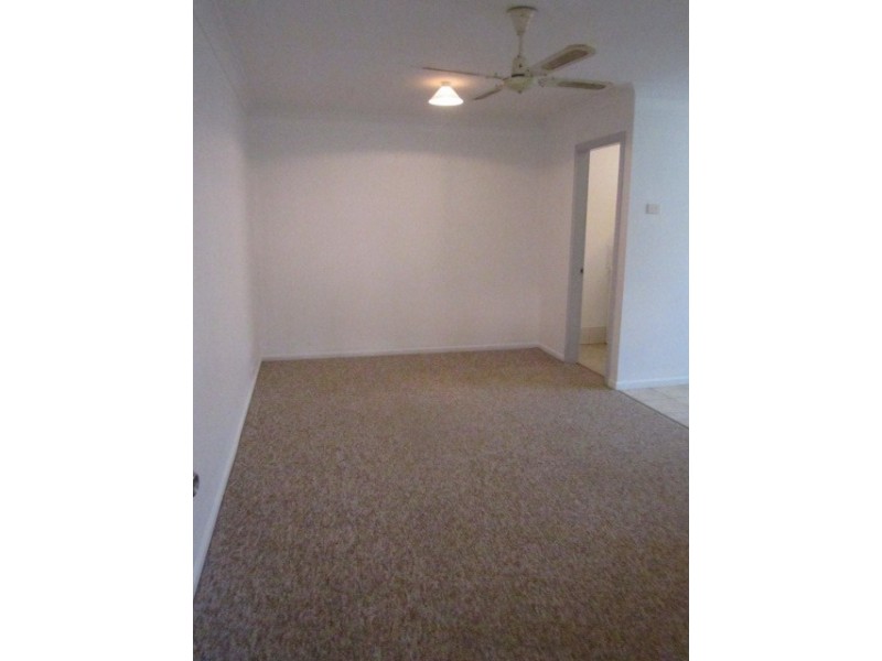 4/6 McGrath Avenue, Nowra NSW 2541