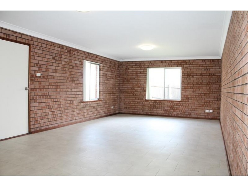 1 & 2/186 McKay Street, Nowra NSW 2541