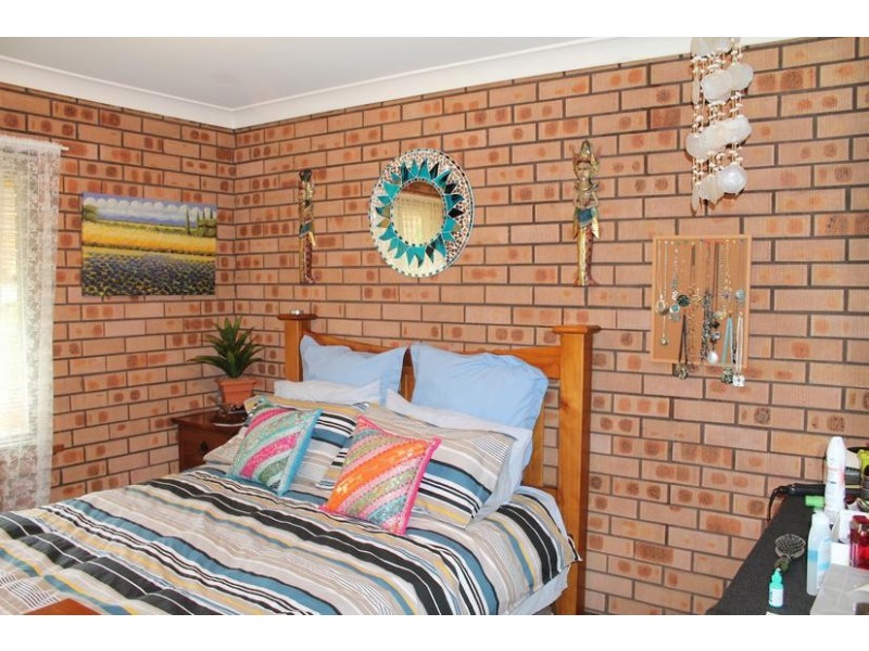 1 & 2/186 McKay Street, Nowra NSW 2541