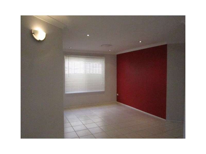 48 Kardella Avenue, Nowra NSW 2541