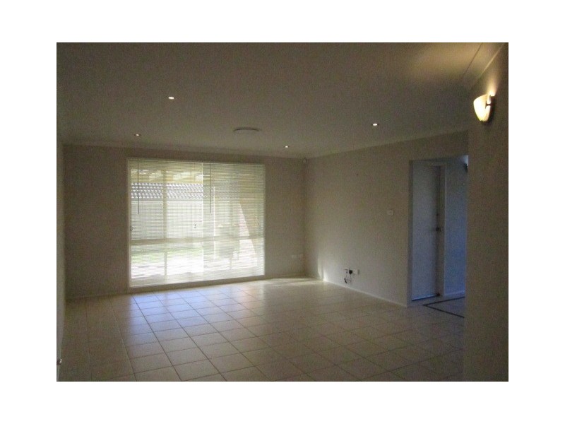 48 Kardella Avenue, Nowra NSW 2541