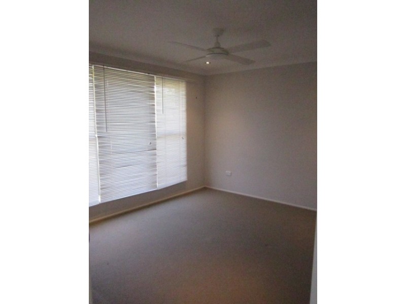 48 Kardella Avenue, Nowra NSW 2541