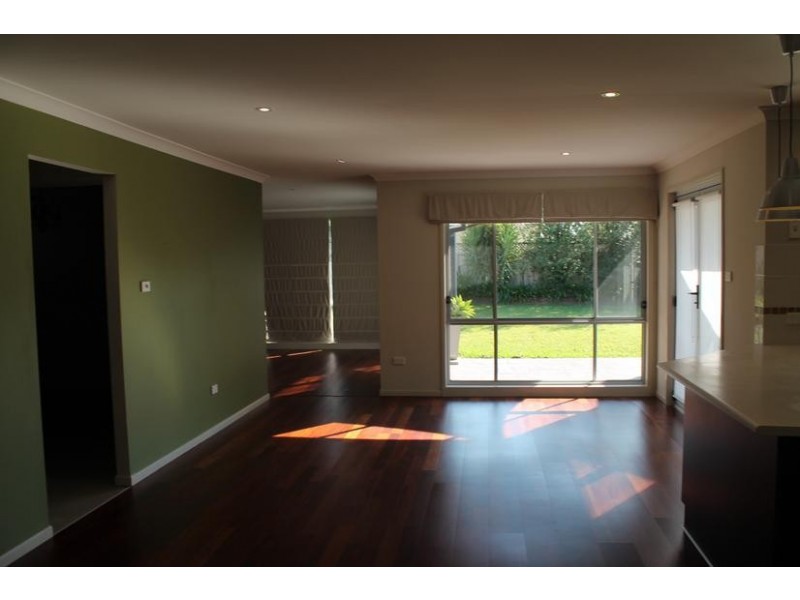 4 Mintbush Crescent, Worrigee NSW 2540