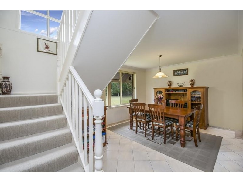 37 Tartarian Crescent, Bomaderry NSW 2541