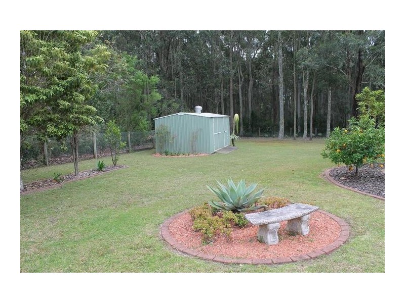 37 Tartarian Crescent, Bomaderry NSW 2541