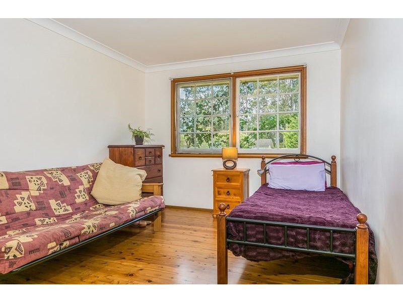 8 Taranna Crescent, Nowra NSW 2541