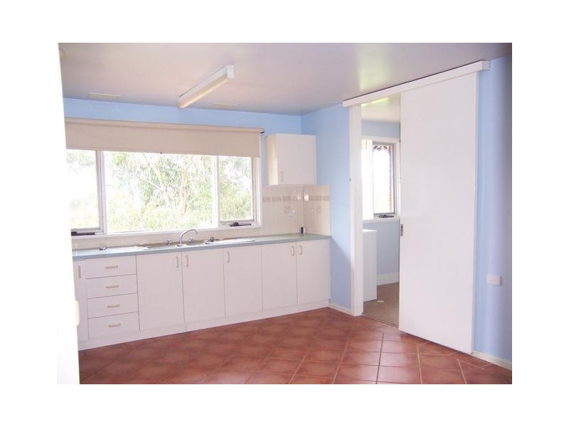 48 Wondalga Crescent, Nowra NSW 2541
