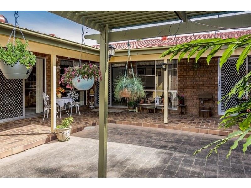 17 Woorin Close, Bomaderry NSW 2541