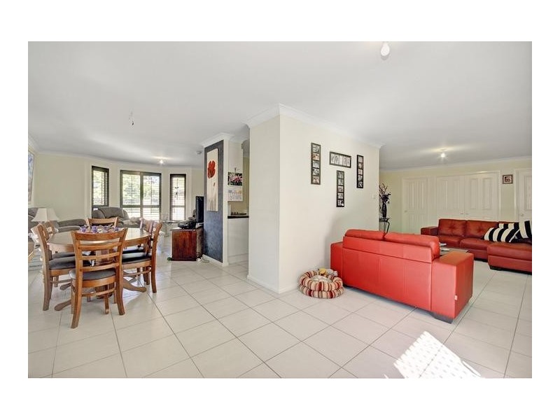 7 Holloway Road, Nowra NSW 2541
