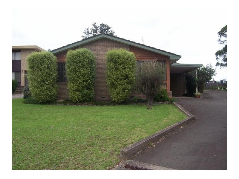 1/7 Campbell Place, Nowra NSW 2541