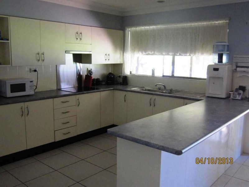 11 Dobbie Close, West Nowra NSW 2541