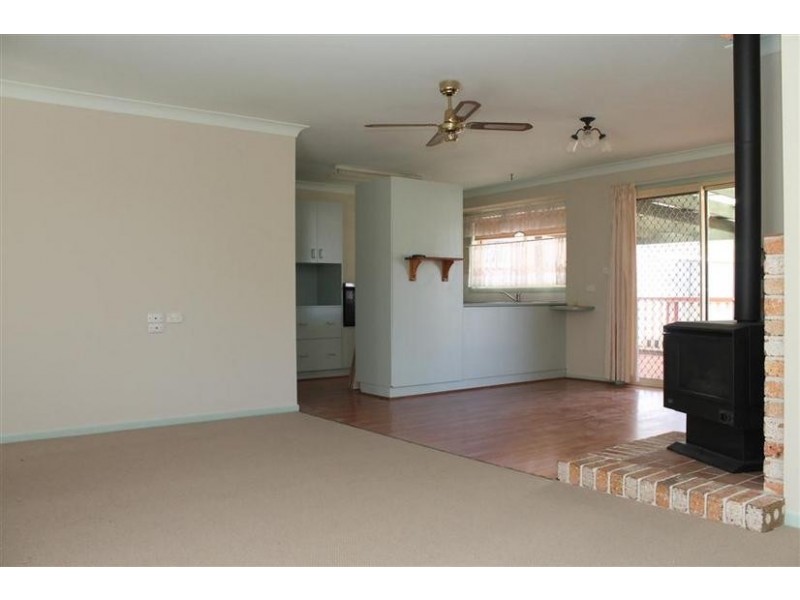 12 Balmaringa Avenue, North Nowra NSW 2541