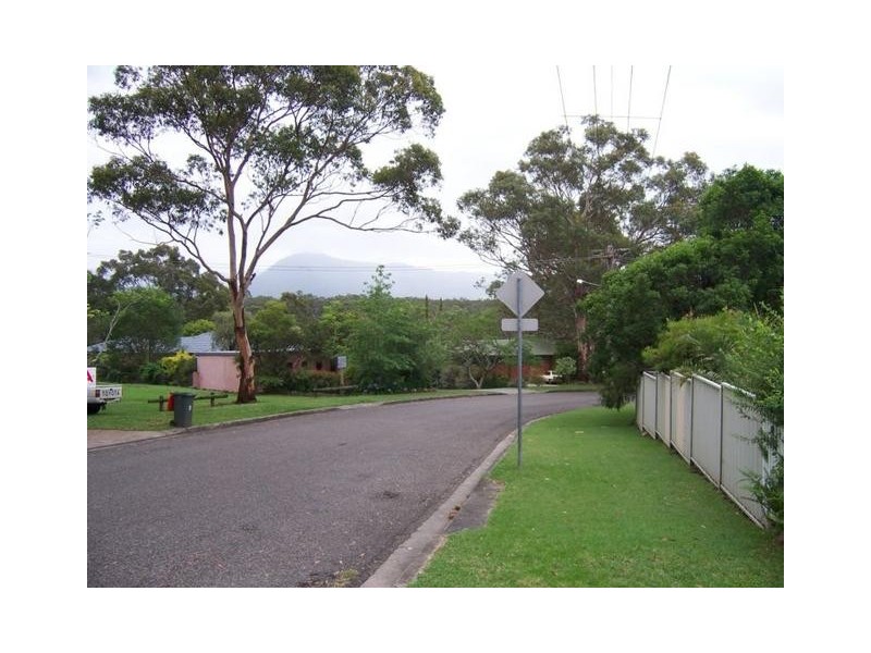 25 Walsh Crescent, North Nowra NSW 2541