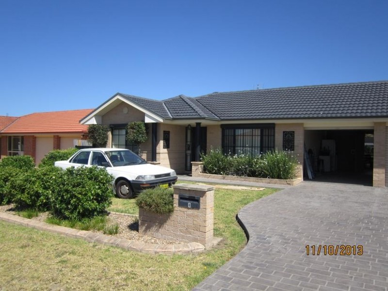 8 Guinea Flower Crescent, Worrigee NSW 2540