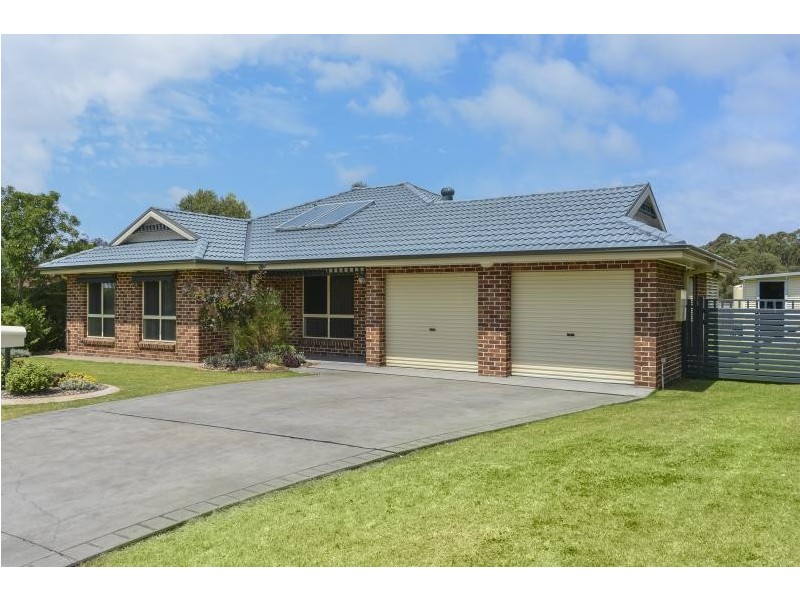 18 Socrates Place, Worrigee NSW 2540