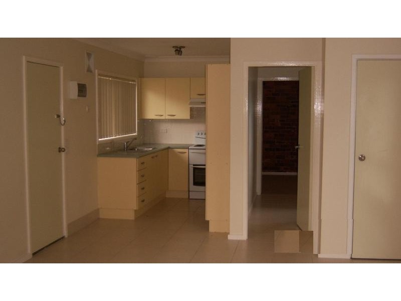 1/430 Princes Highway, Bomaderry NSW 2541