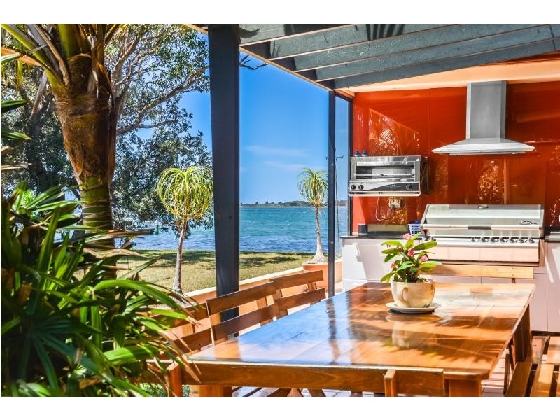 40 Hay Avenue, Shoalhaven Heads NSW 2535