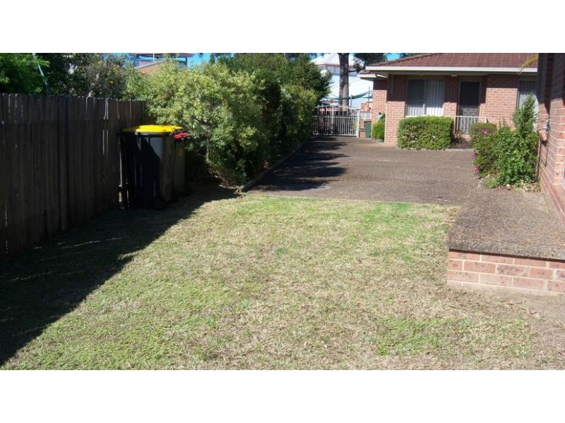 6/4 Brodie Close, Bomaderry NSW 2541