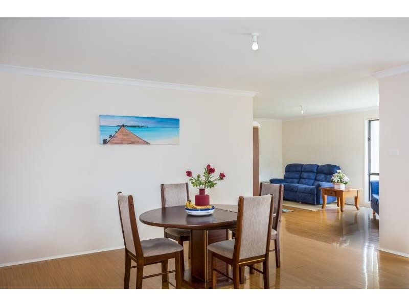 10 Warrigal Street, Nowra NSW 2541