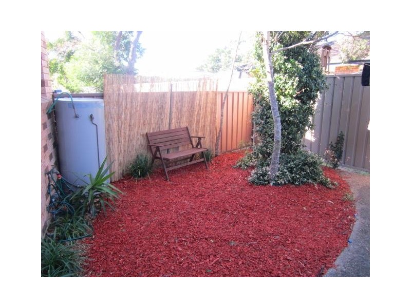 2/2 Elwin Court, North Nowra NSW 2541