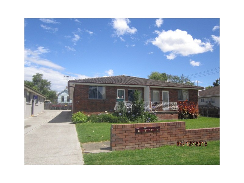 1/7 McGrath Avenue, Nowra NSW 2541