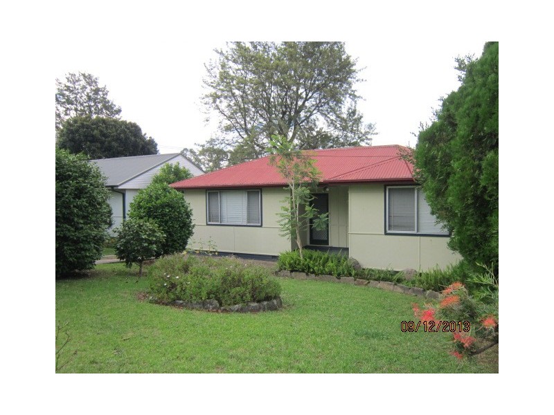 21 Young Avenue, Nowra NSW 2541