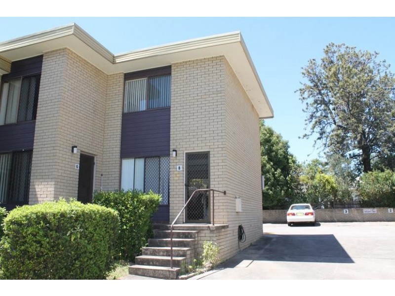 8/6 Campbell Place, Nowra NSW 2541