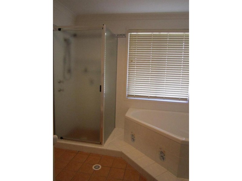 1 Stanbury Place, Worrigee NSW 2540
